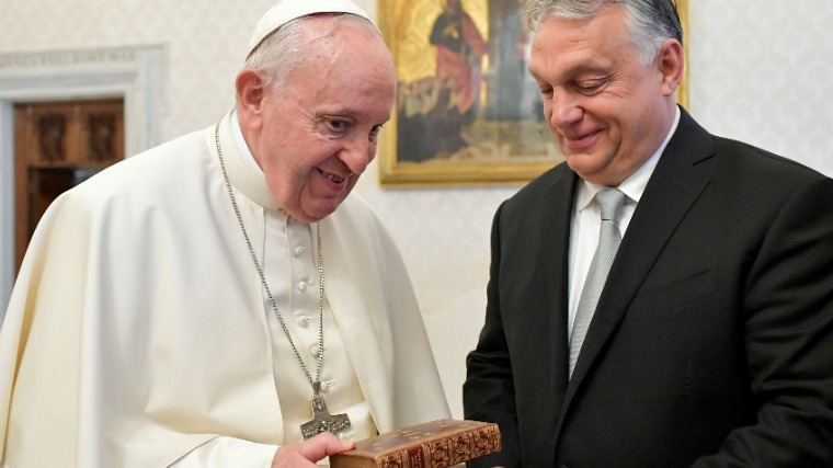 Arra kértem Ferenc pápát, hogy támogassa a béke érdekében tett erőfeszítéseinket
