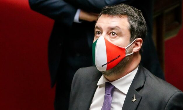Salvini: Je mehr Waffen es gibt, desto weiter entfernt ist der Frieden