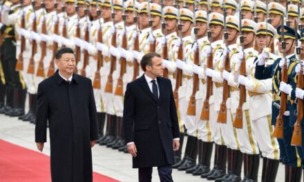 Hszi Csin-ping: diplomáciai önállóságra lenne szükség