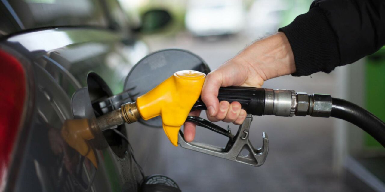 It&#39;s official: the government intervenes in fuel prices!