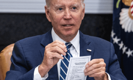 &quot;You sit down&quot;, &quot;you speak briefly in two minutes&quot; - this is Joe Biden&#39;s help card - VIDEO!