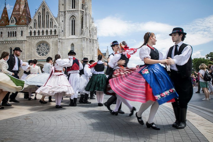 Das Sándor Csoóri Volkskunstfestival hat begonnen