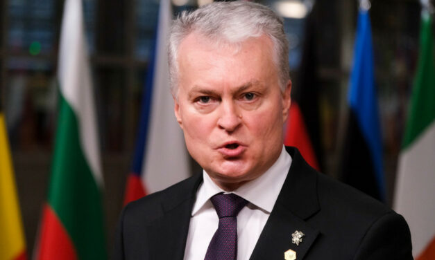The Lithuanian president thanked Viktor Orbán for his stand