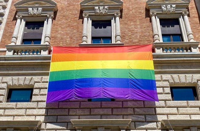 Il Pride Month è celebrato dall&#39;ambasciata degli Stati Uniti in Vaticano