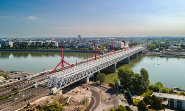 Übergabe der sanierten südlichen Verbindungsbahn Donaubrücke