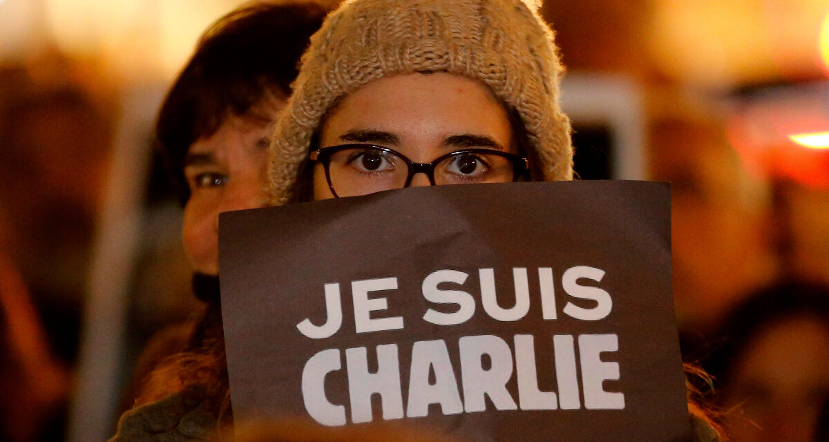 Commentators: we are not Charlie Hebdo