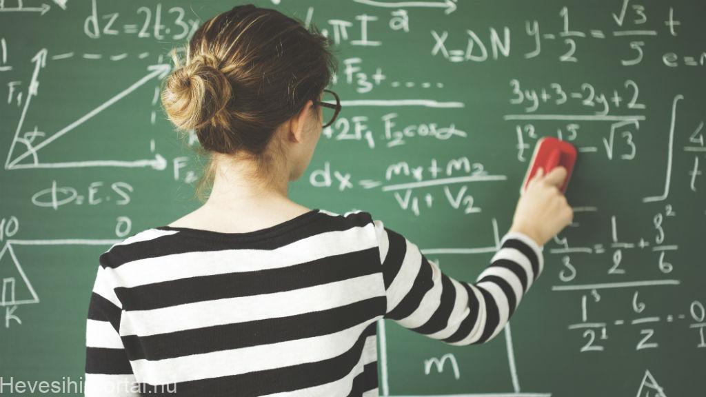 Teachers receive a very serious and inflation-tracking salary increase