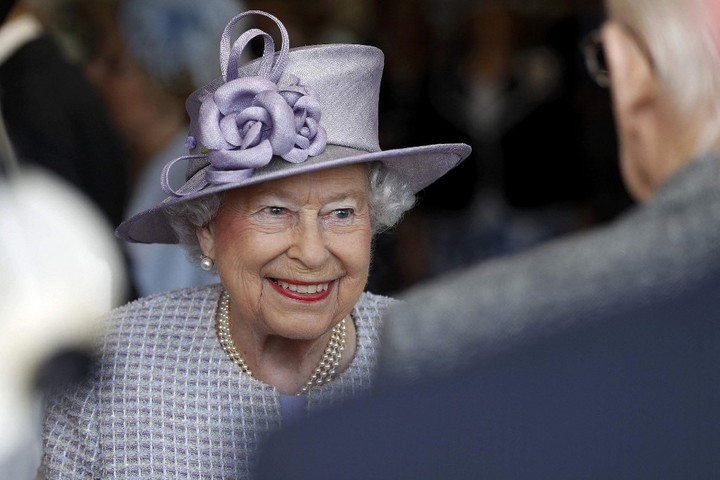Heute ist die unvergessliche II. Königin Elizabeth - Video 