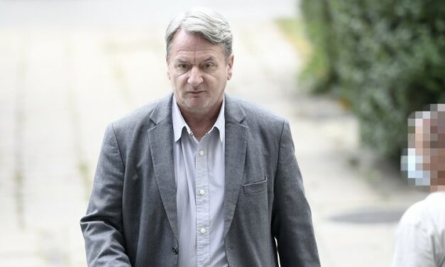 Béla Kovács, ex Jobbik, è stato condannato a cinque anni di carcere per spionaggio