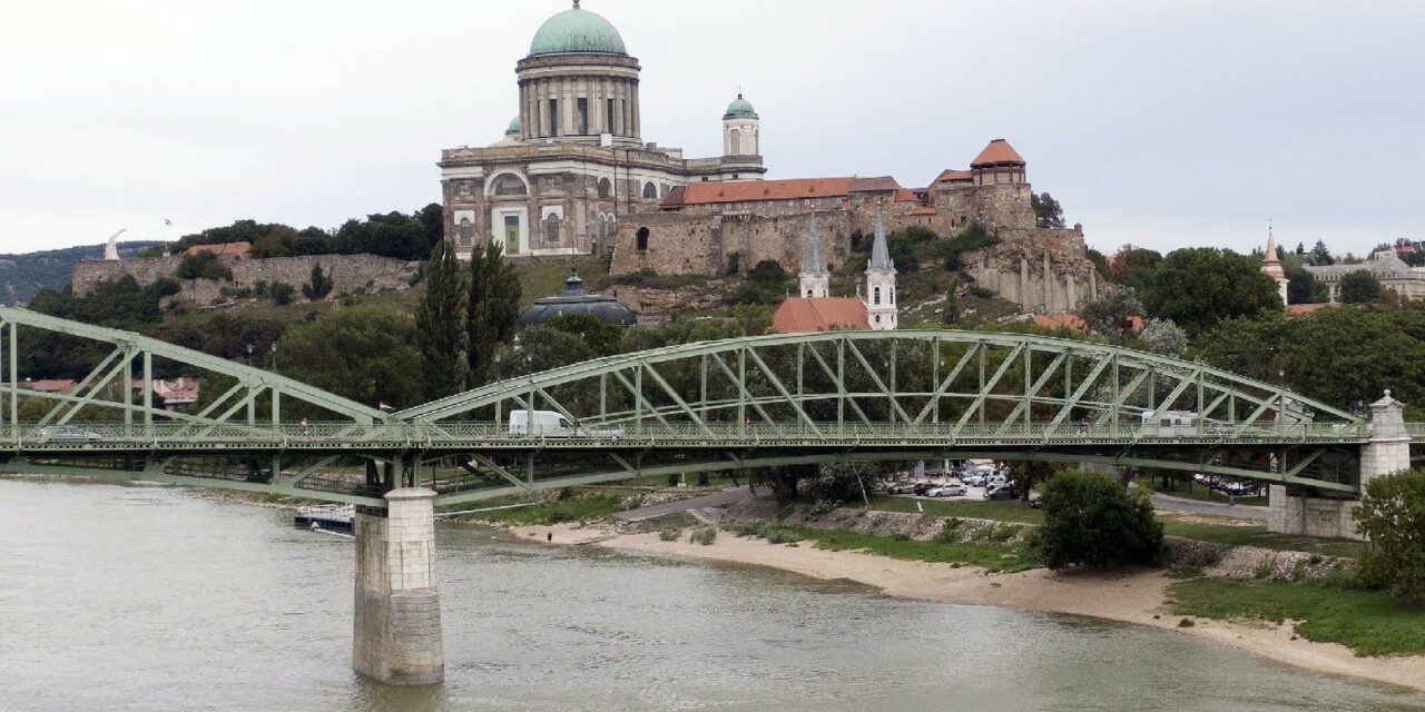 Historia mostu Mária Valéria