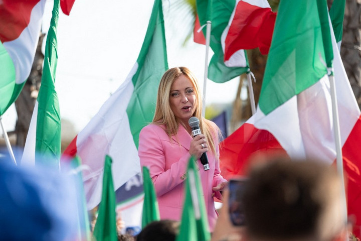 Die Rechten werden in Italien erwartet, sie stimmen heute ab