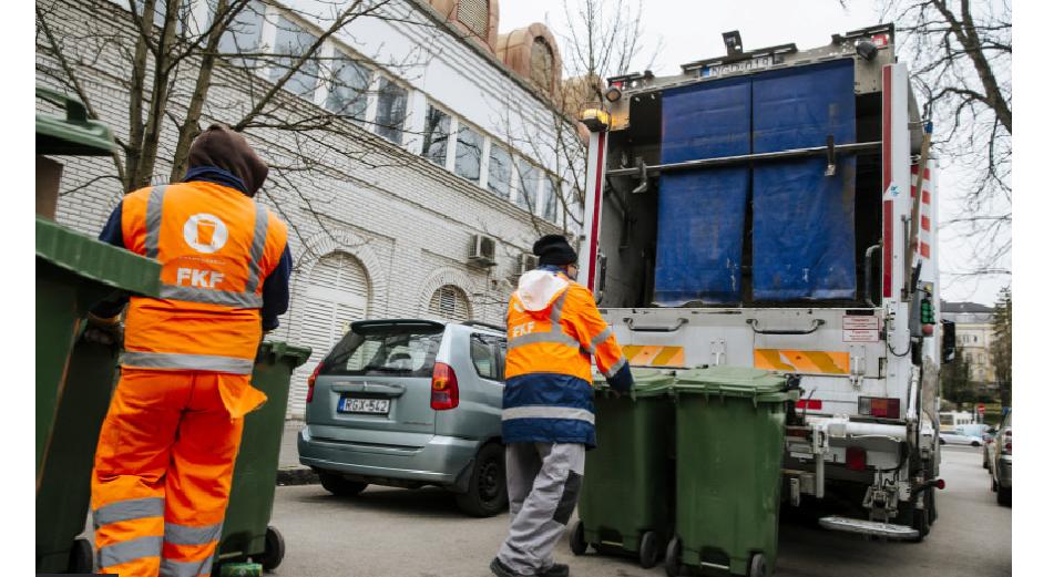 What is the garbage collectors&#39; strike about?