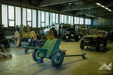 The military history museum organizes a family day and hangar visit