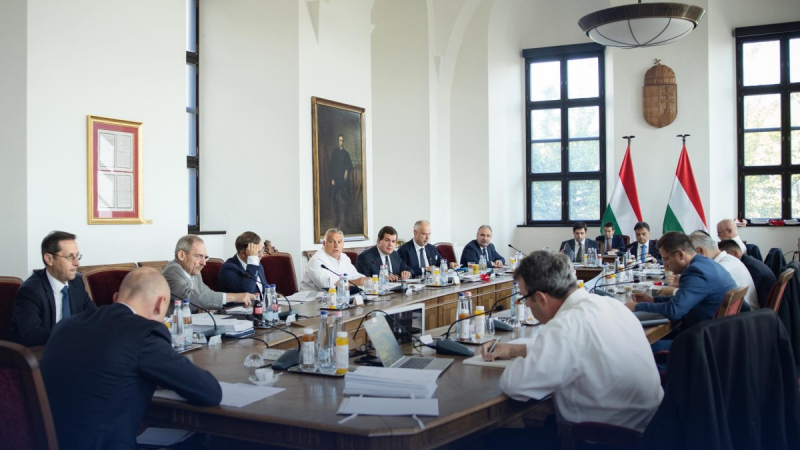 Orbán: Working on a solution