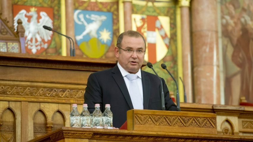Minister of Energy Csaba Lantos