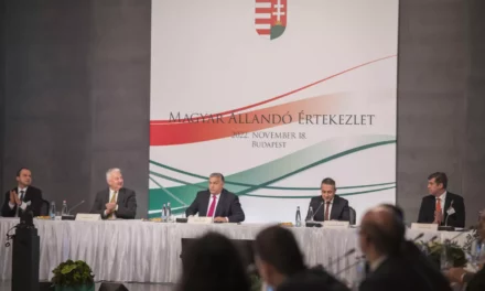 Orbán a MÁÉRT-en: egységes magyar képviselet kell