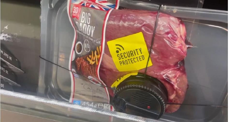 Fleisch ist auch Diebstahlschutz in Londoner Geschäften