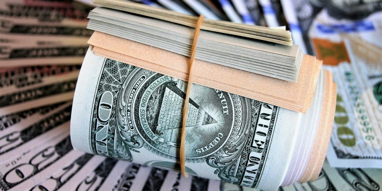 Dr. Ifj. Lomnici Zoltán: Egy amerikai közgazdász szerint az USA jelenlegi költségvetési politikája egy piramisjátékhoz hasonlít