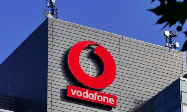 Państwo kupuje 49 procent Vodafone