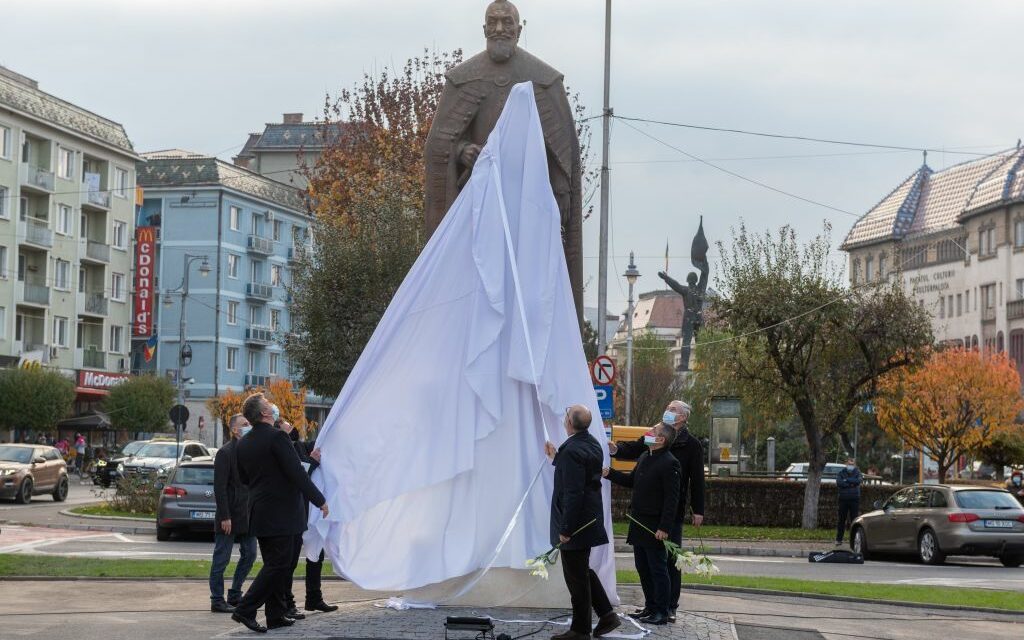 Magyar nyelven is leolvashatók lesznek a romániai műemlékekre kikerülő táblák