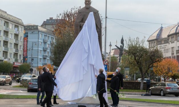 Magyar nyelven is leolvashatók lesznek a romániai műemlékekre kikerülő táblák