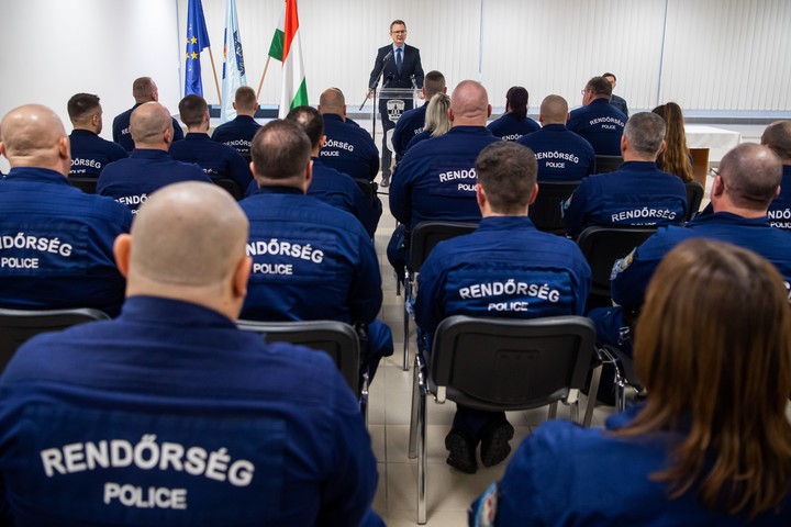 Rétvári: Illegale Migranten werden immer aggressiver