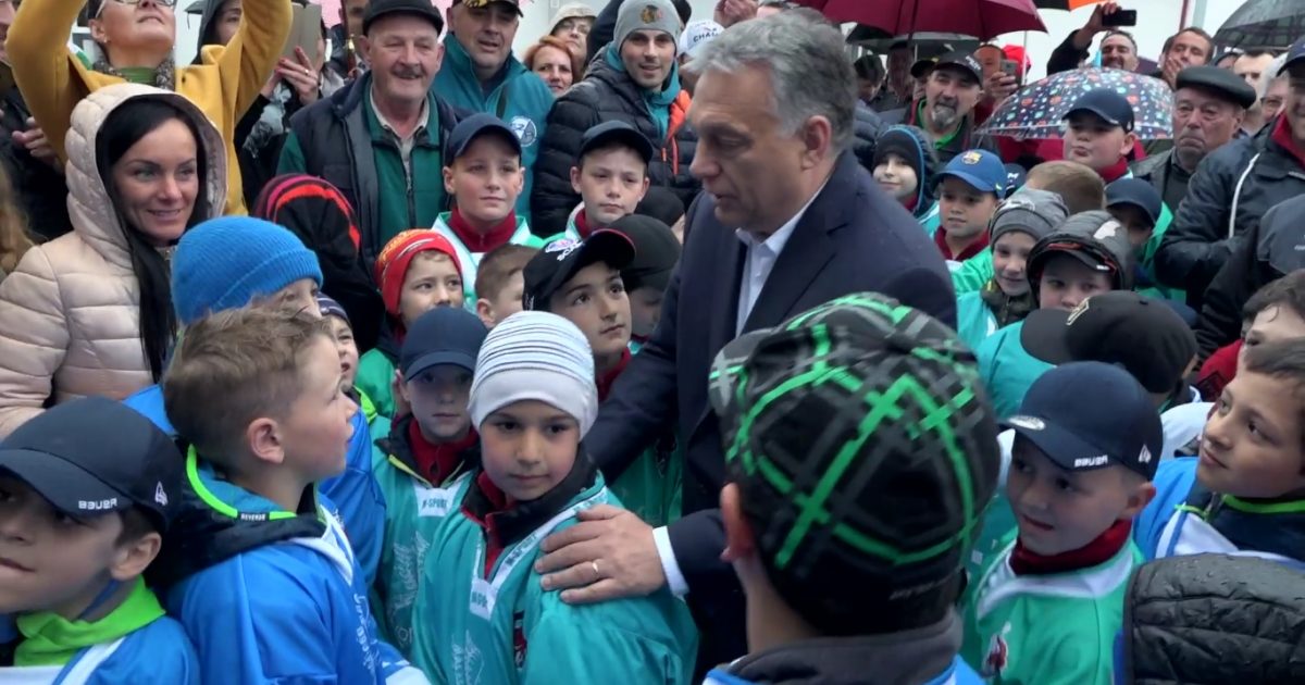 Boulevard Voltaire: Orbáns Politik wendet sich den Wiegen zu