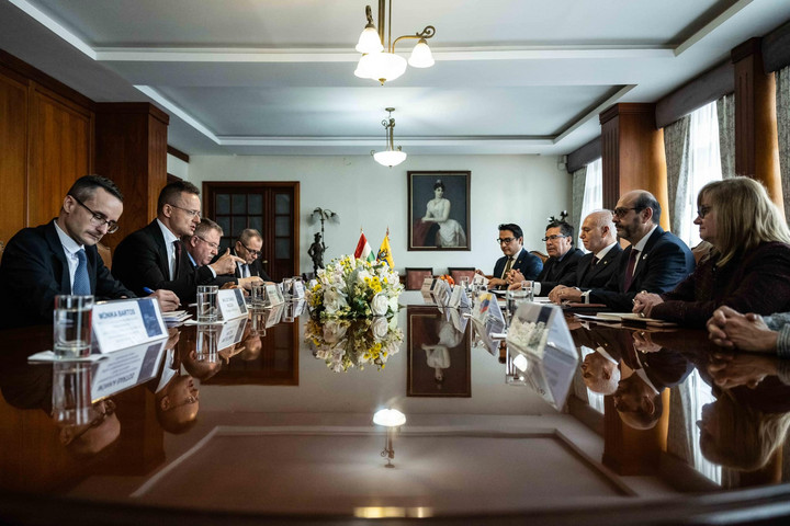 Die Wiedereröffnung der ungarischen Botschaft in Ecuador war eine gute Entscheidung