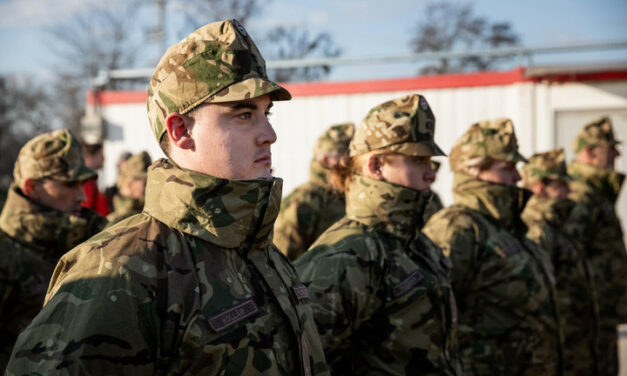 Volunteer soldiers are expected to apply until March 3