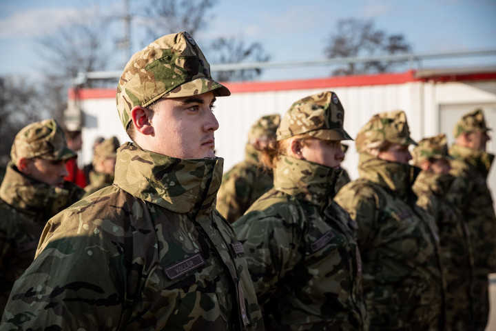 Freiwillige Soldaten sollen sich voraussichtlich bis zum 3. März bewerben
