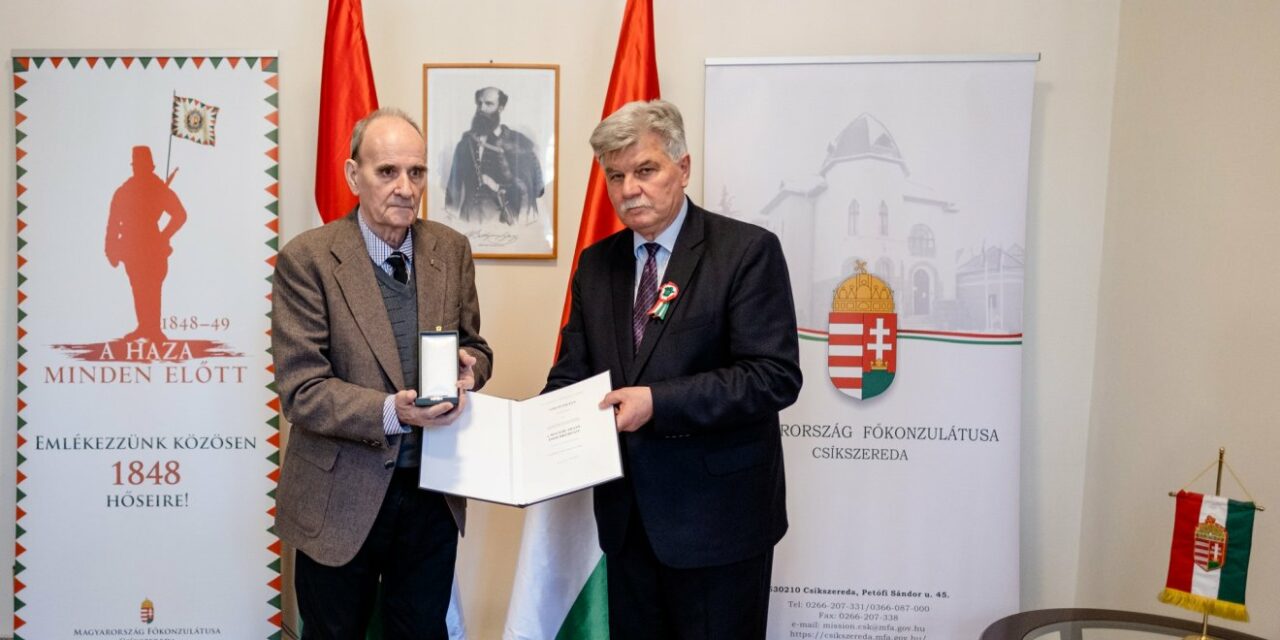 Transylvanian publicist Zoltán Czegő received the Hungarian state award