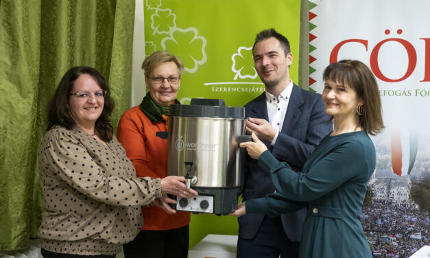 CÖF-CÖKA donated canning machines in Tatabánya, Győr and Veszprém