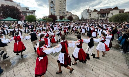 Più di mille ballerini possono essere visti durante la Giornata mondiale della danza a Marosvásárhely