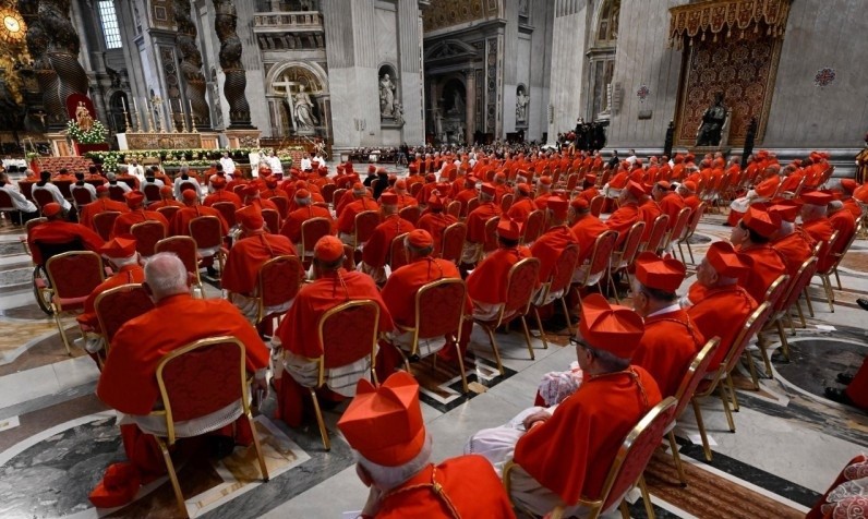 Historia ciała kardynałów