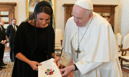 Katalin Novák: Papa Francesco porta un messaggio di pace