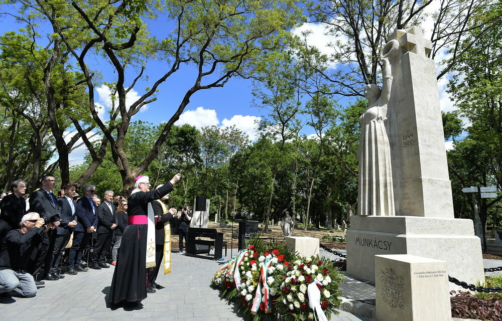 The renewed tomb of Mihály Munkácsy was inaugurated