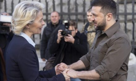 Óriási botrány: Ukrajna Ursula von der Leyen javaslatára zsarolja Magyarországot