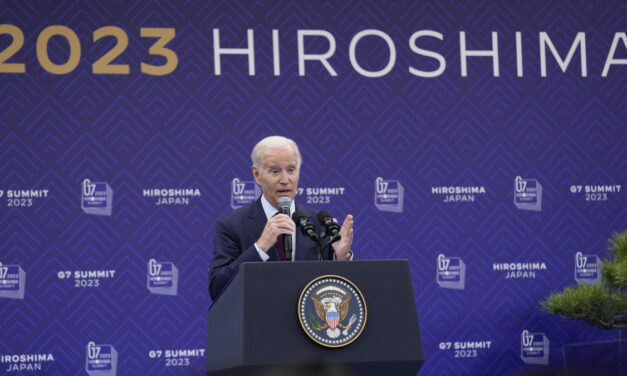 Biden: Zełenski nie rozmieści F-16, czy to poważne?