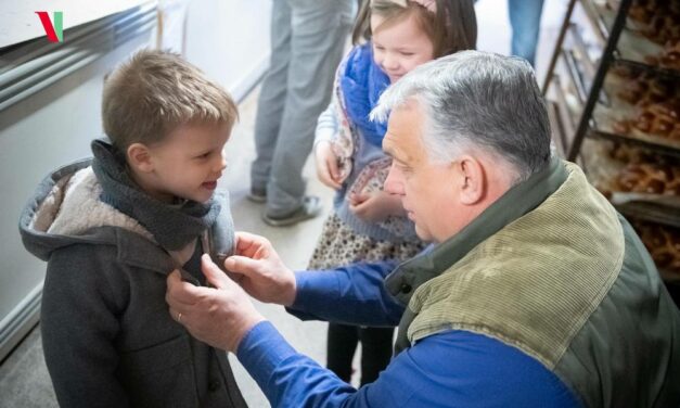 Was für ein Großvater ist Viktor Orbán?