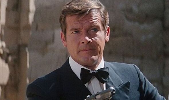 Successo professionale: anche James Bond cammina nei nostri panni