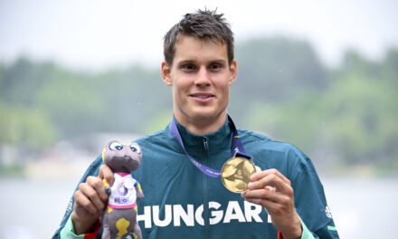 This guy is brutal: Ádám Varga won the gold medal in the 500 meters by a huge margin!