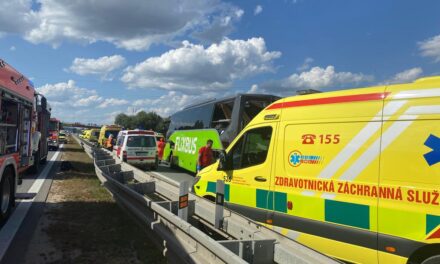 Egy Budapestről induló busz szenvedett halálos balesetet Brno közelében