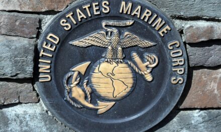 Il Corpo dei Marines degli Stati Uniti è rimasto senza comandante a causa della disputa sull&#39;aborto