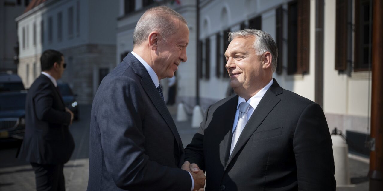 Ankara i Budapeszt jeszcze bardziej zacieśniają współpracę