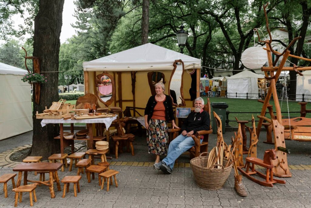 Interetno Fesztivál-Szabadka-fafaragó