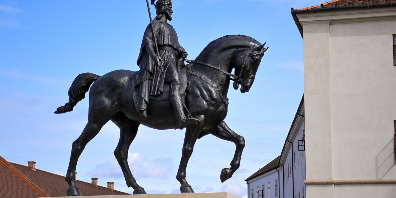 In Nagyvárád steht wieder die Statue des Heiligen László, des Stadtgründers