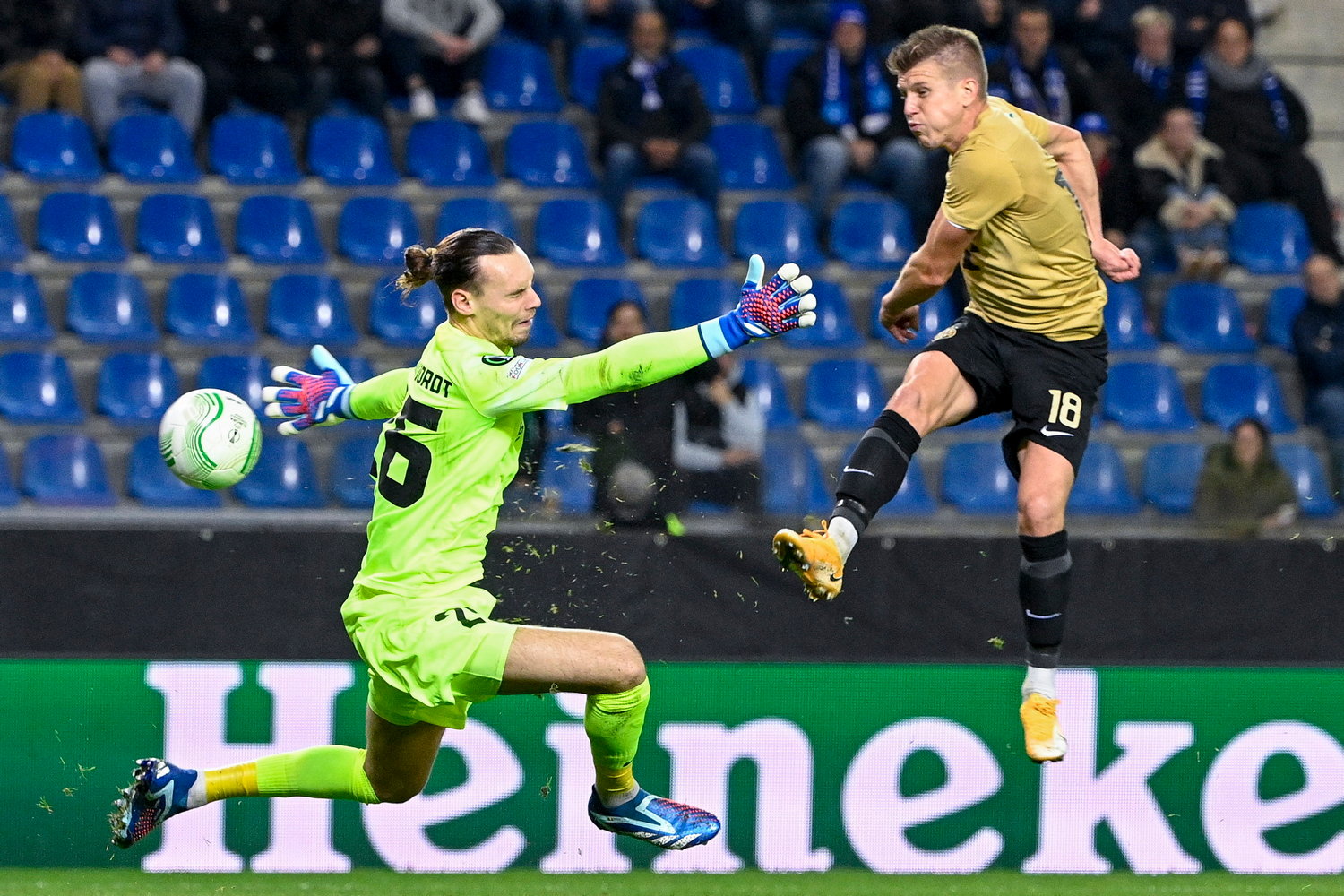 ferencváros-genk-sigér dávid