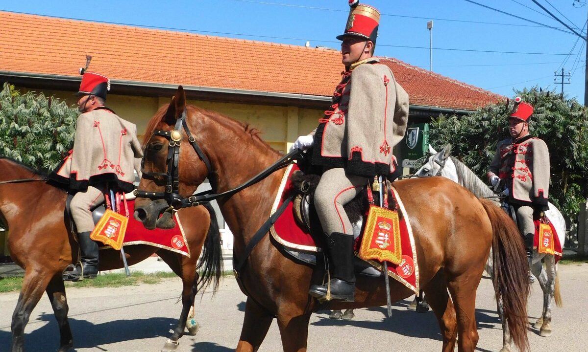 Mátyás huszárok