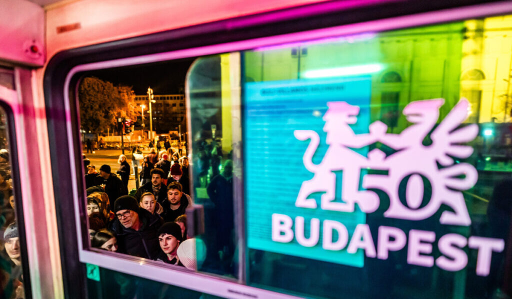 Bulivillamos-Budapest