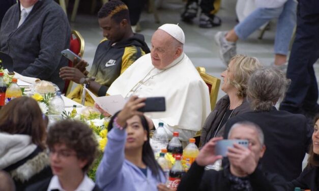 Only this was missing: Pope Francis had lunch with transgender women in the Vatican